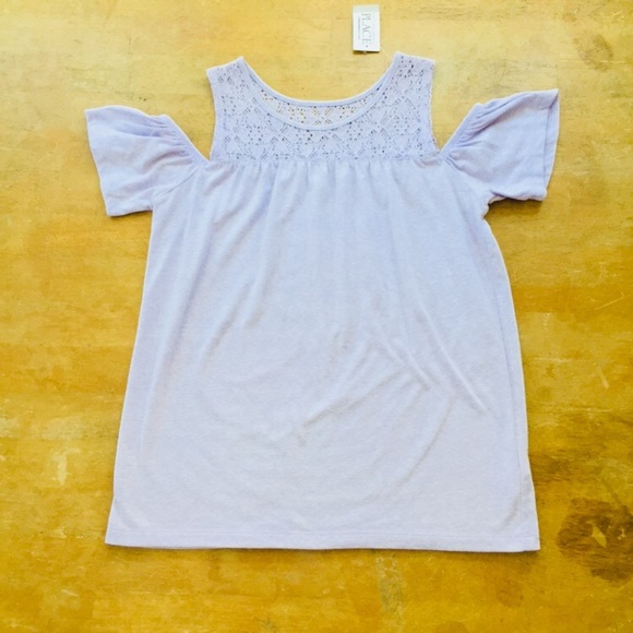 Cold shoulder top. Lavender. Size:  14 - Picture 1 of 5